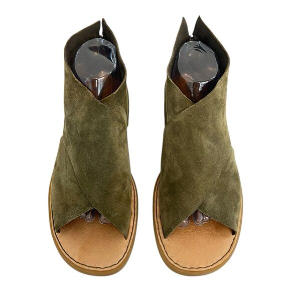 BORN Iwa Comfort Crisscross Flat Sandals Army Green Suede Size 10 - Picture 3 of 9